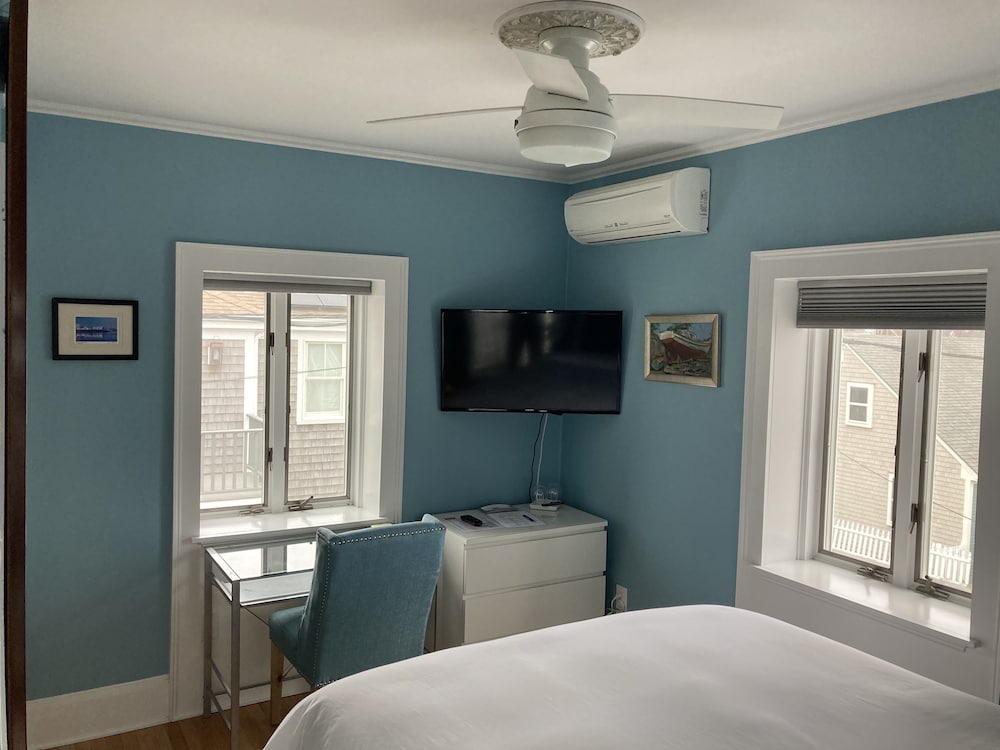 Prince Albert Provincetown - photo 12