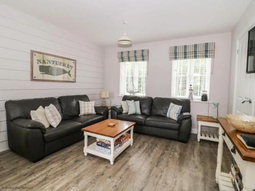 Nantucket Cottage Part of the The Bay Filey Holiday Village with pool gym and direct beach access pub restaurant tennis and meadows walks
