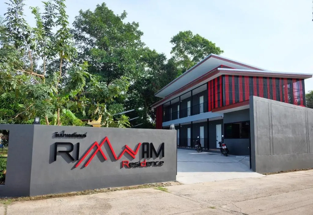 Rimnamresidence — Muak Lek