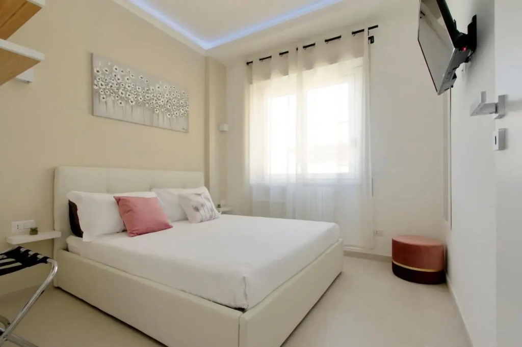 Vatican Museum Apartment with Terrace — 4-Star Luxury Hotel in Rome, Italy