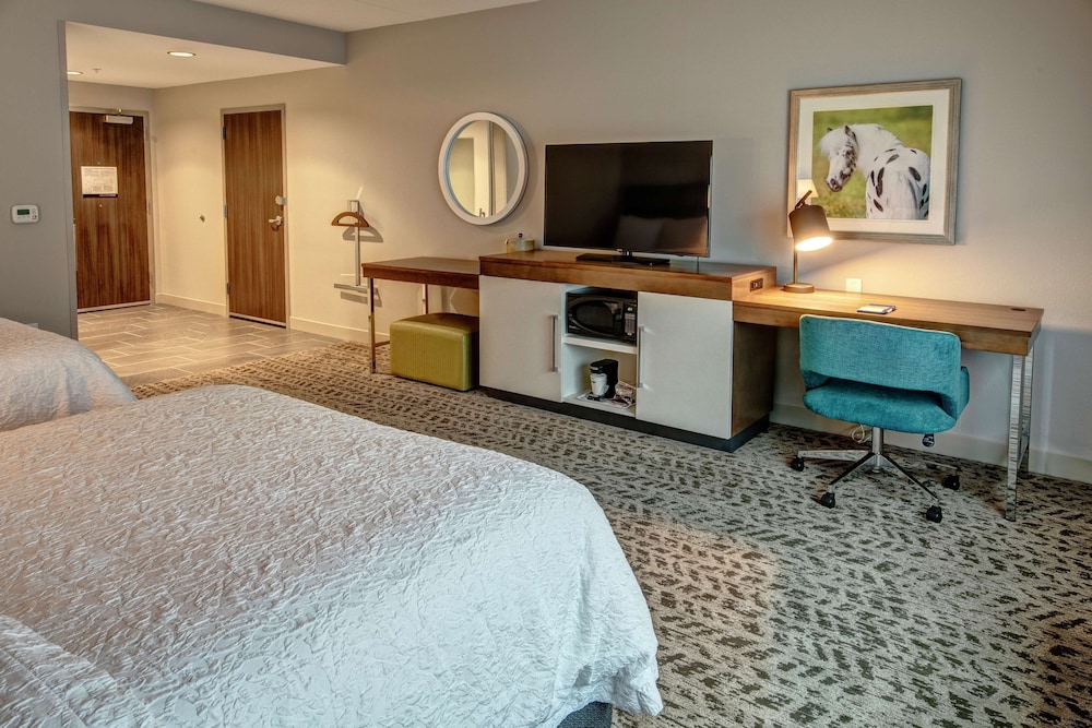 Hampton Inn & Suites Nashville Goodlettsville - photo 26