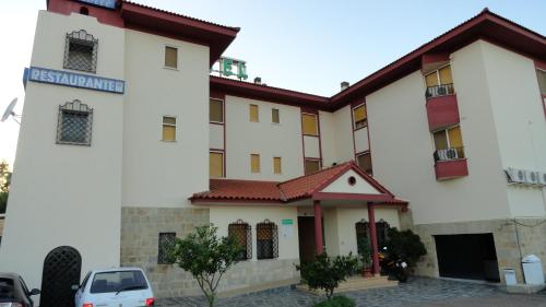 Hotel La Torre — hotel in Miajadas