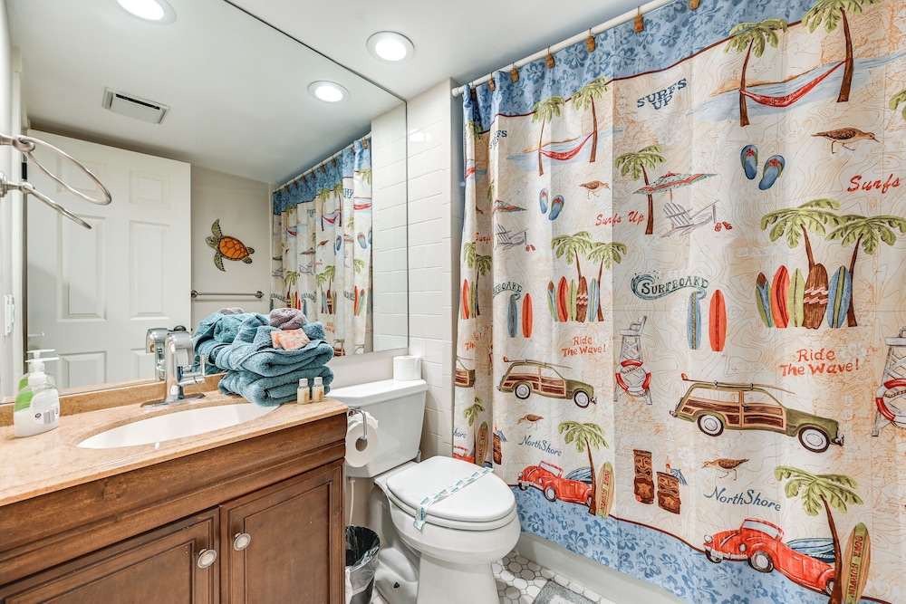 Beachy Marco Island Condo With Resort Amenities - photo 18