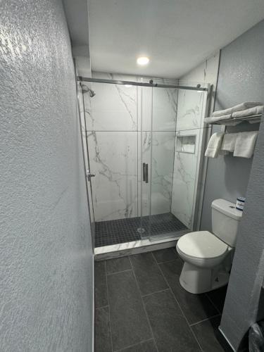 America's Value Inn - photo 15