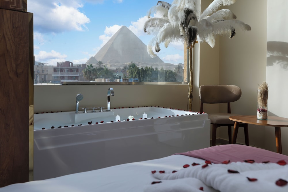 Pyramids Palace Inn — 5-Star Luxury Hotel in Giza, Egypt