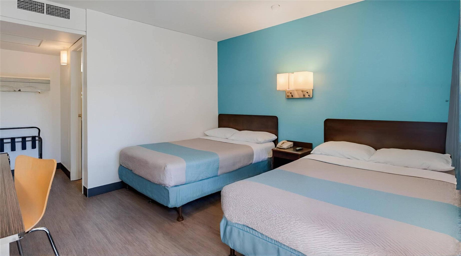 Park Inn Winnemucca - photo 11