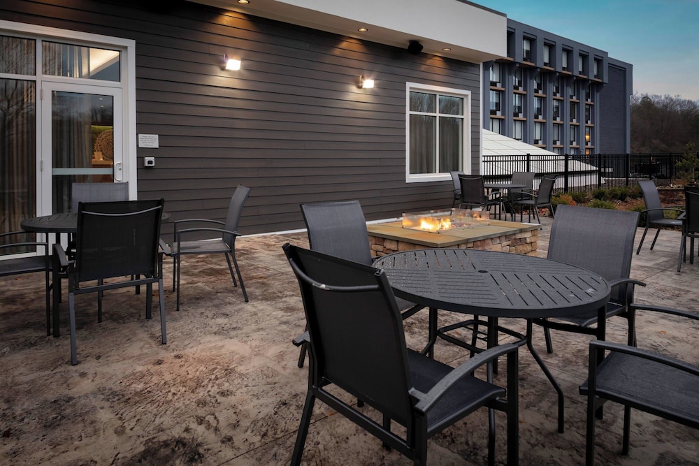 Fairfield Inn & Suites Springfield Enfield - photo 23