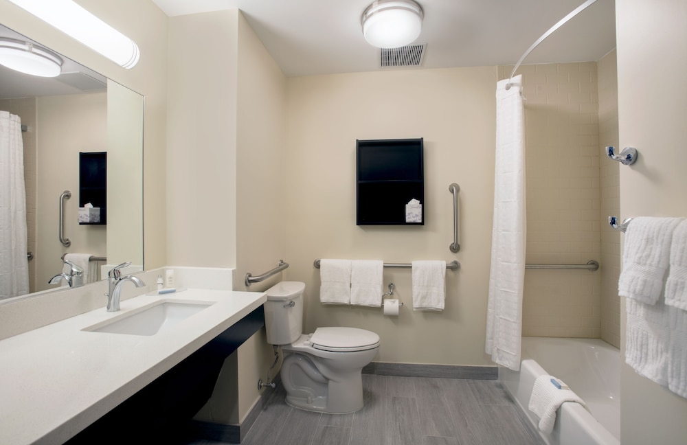 Candlewood Suites Miami Exec Airport Kendall by IHG - photo 15
