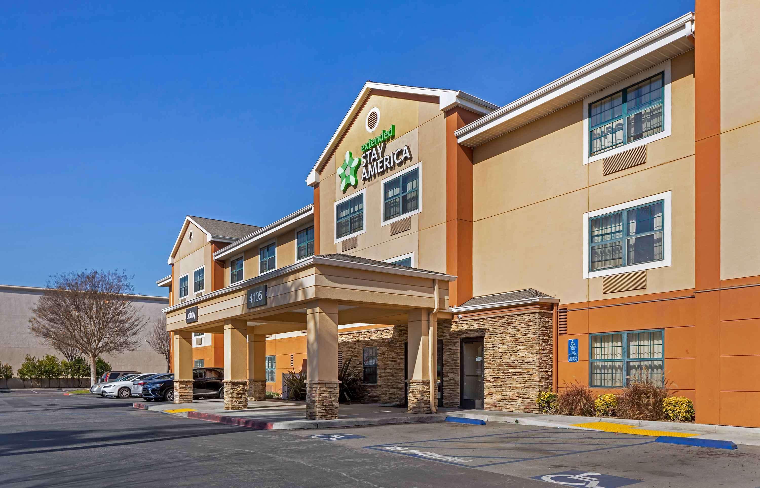 Extended Stay America Suites Los Angeles Long Beach Airport - photo 4