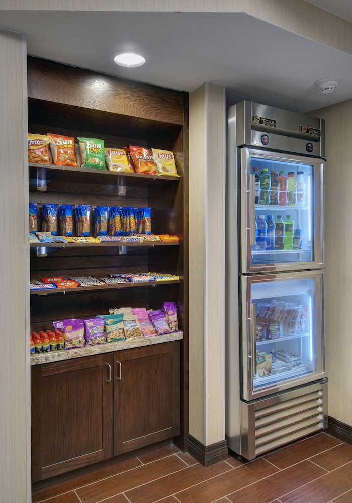 Hampton Inn Provo - photo 2