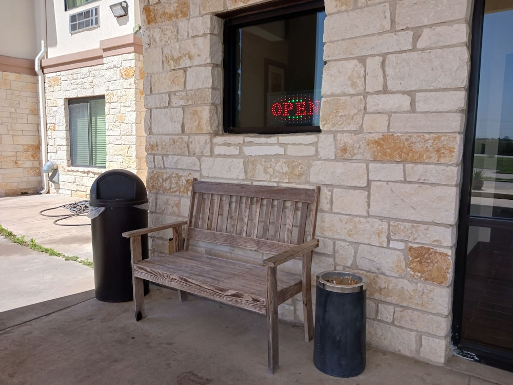 Yorktown Inn And Suites - photo 106