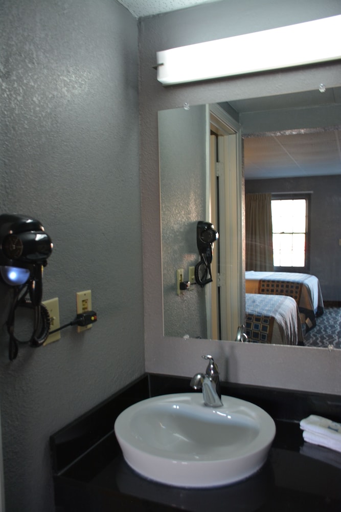 Travelodge by Wyndham Walterboro - photo 27