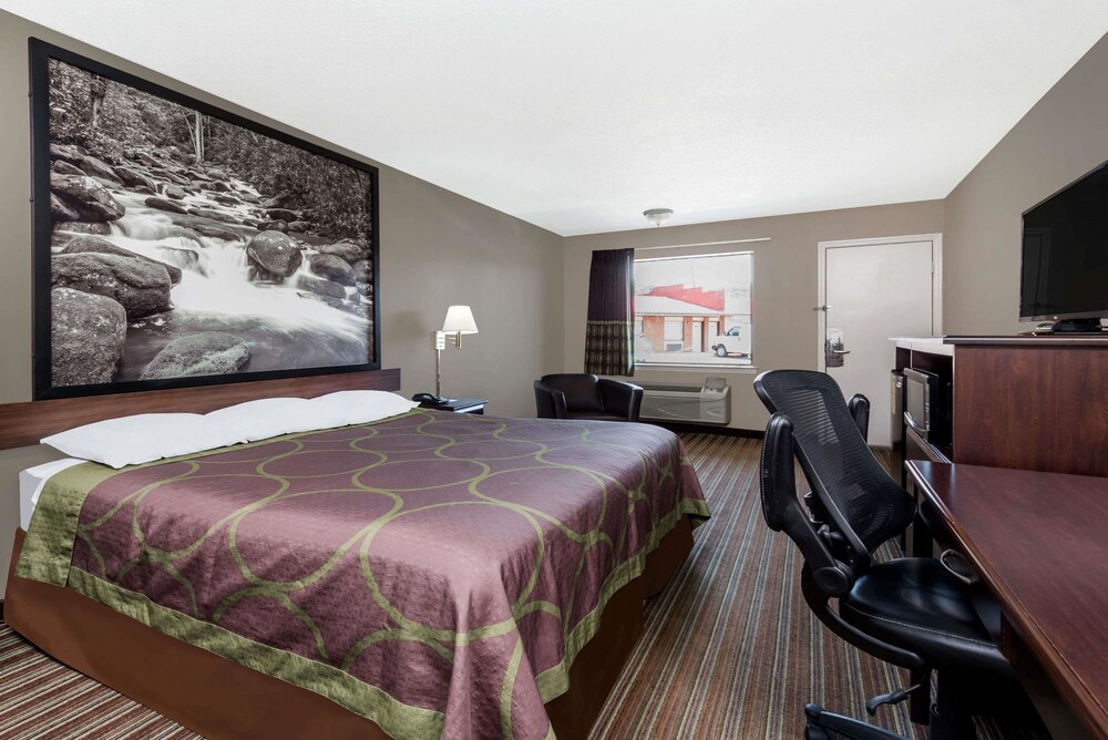Super 8 by Wyndham Chattanooga Ooltewah - photo 4