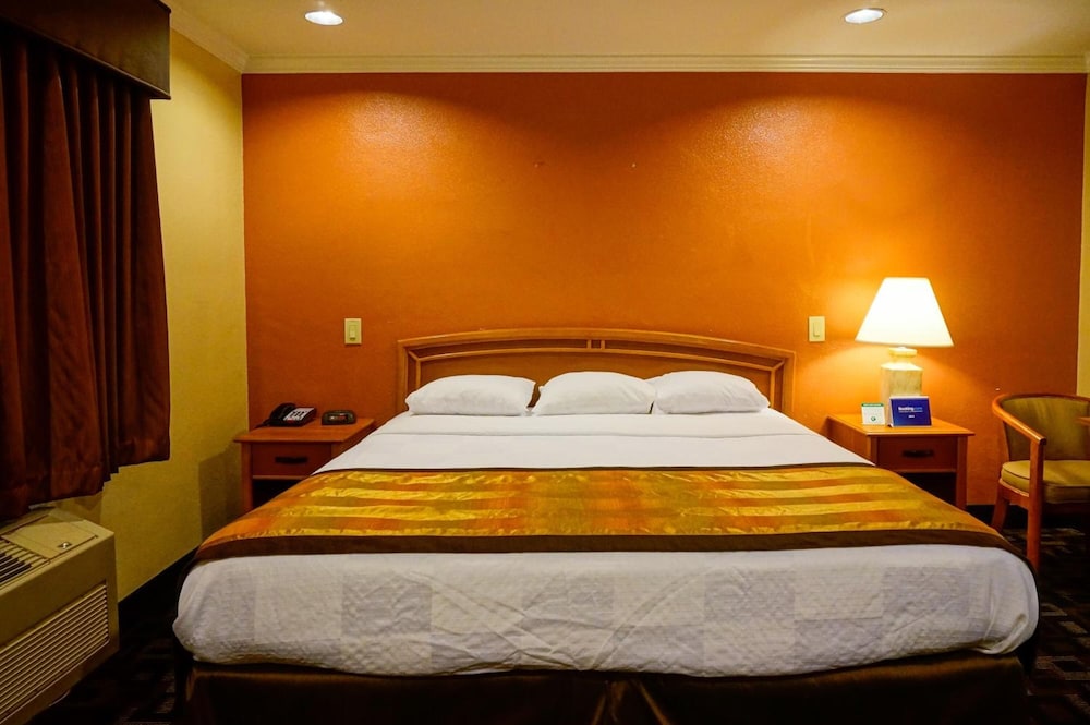 Hotel Parmani - photo 24