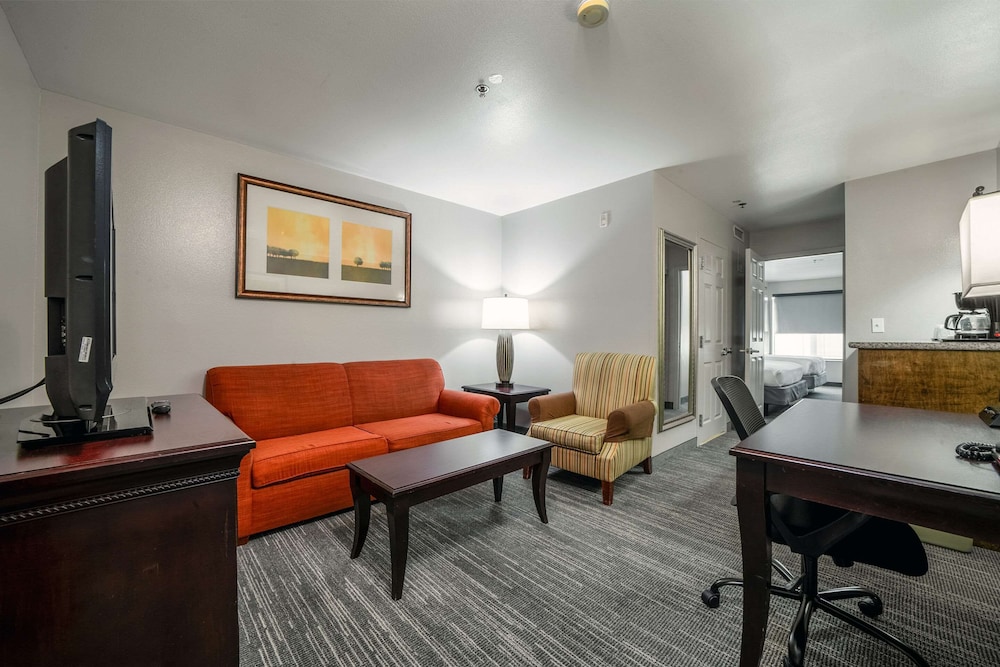 Country Inn & Suites by Radisson Ontario at Ontario Mills CA - photo 57