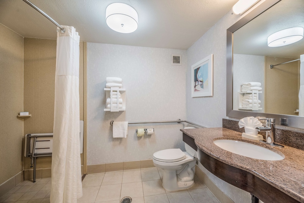 Hampton Inn Oakland Hayward - photo 22