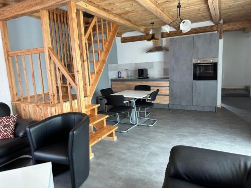1852 Landgasthof Ferienwohnung — 4-Star Luxury Hotel in Elze, Germany