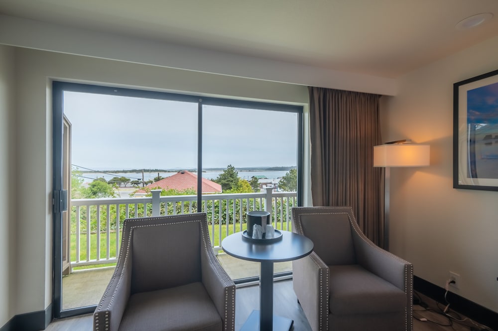 Bandon Inn - photo 30