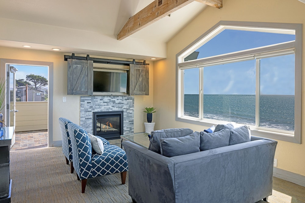 Cypress Inn On Miramar Beach - photo 33