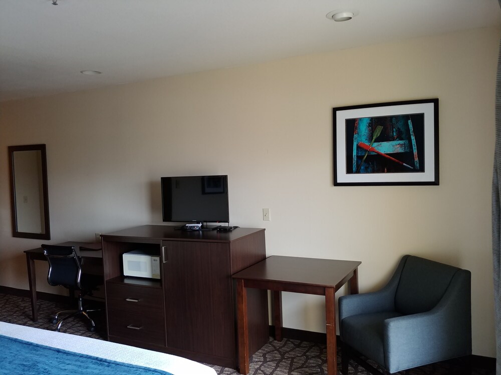 Harborside Inn - photo 7