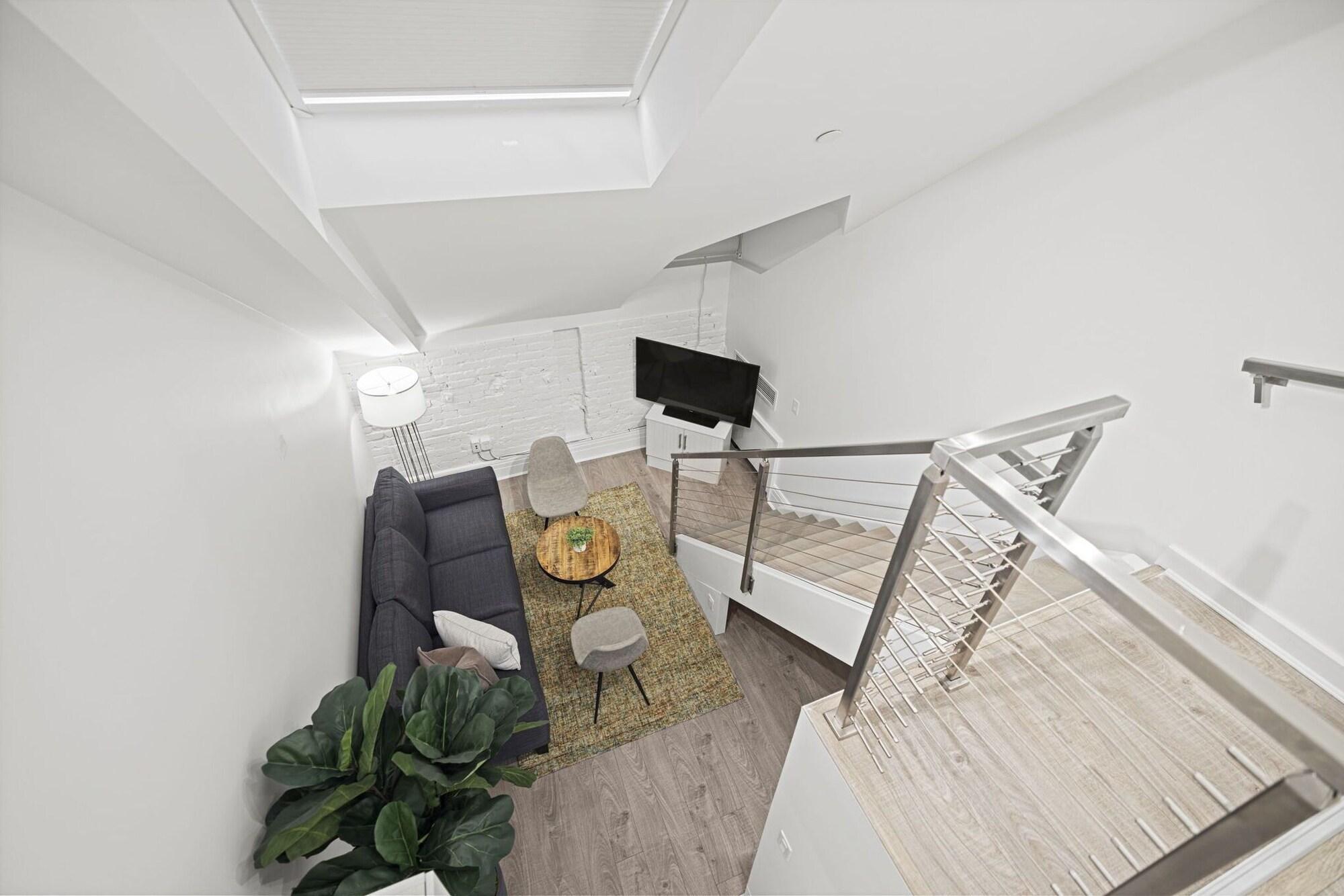 Placemakr Dupont Circle - photo 15