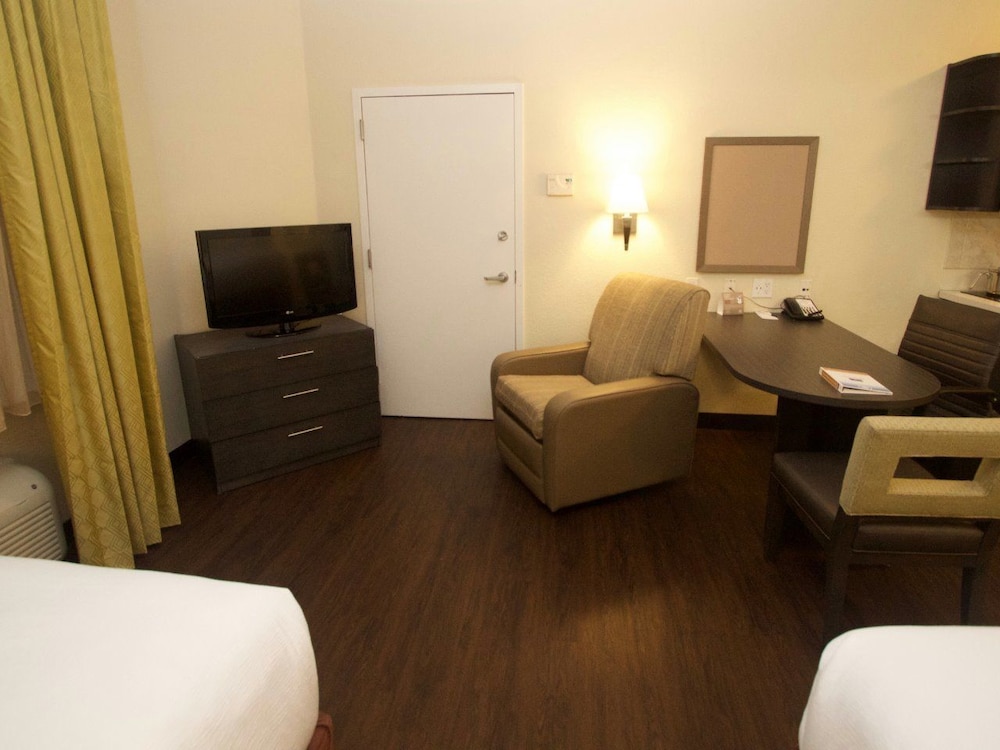 Candlewood Suites West Little Rock by IHG - photo 12