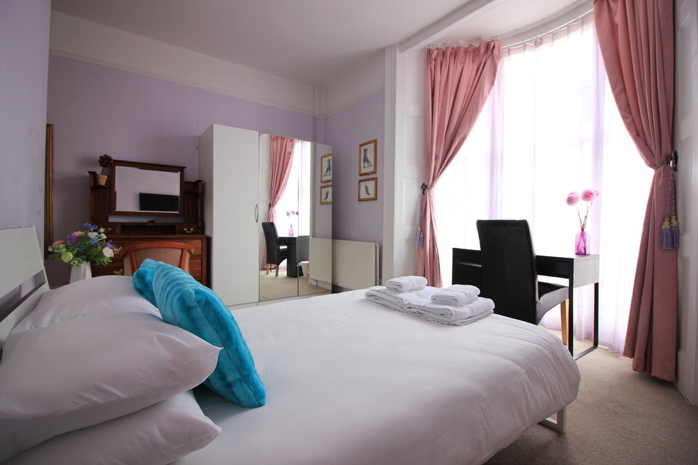 Lichfield House — 4-Star Luxury Hotel in Hove, United Kingdom