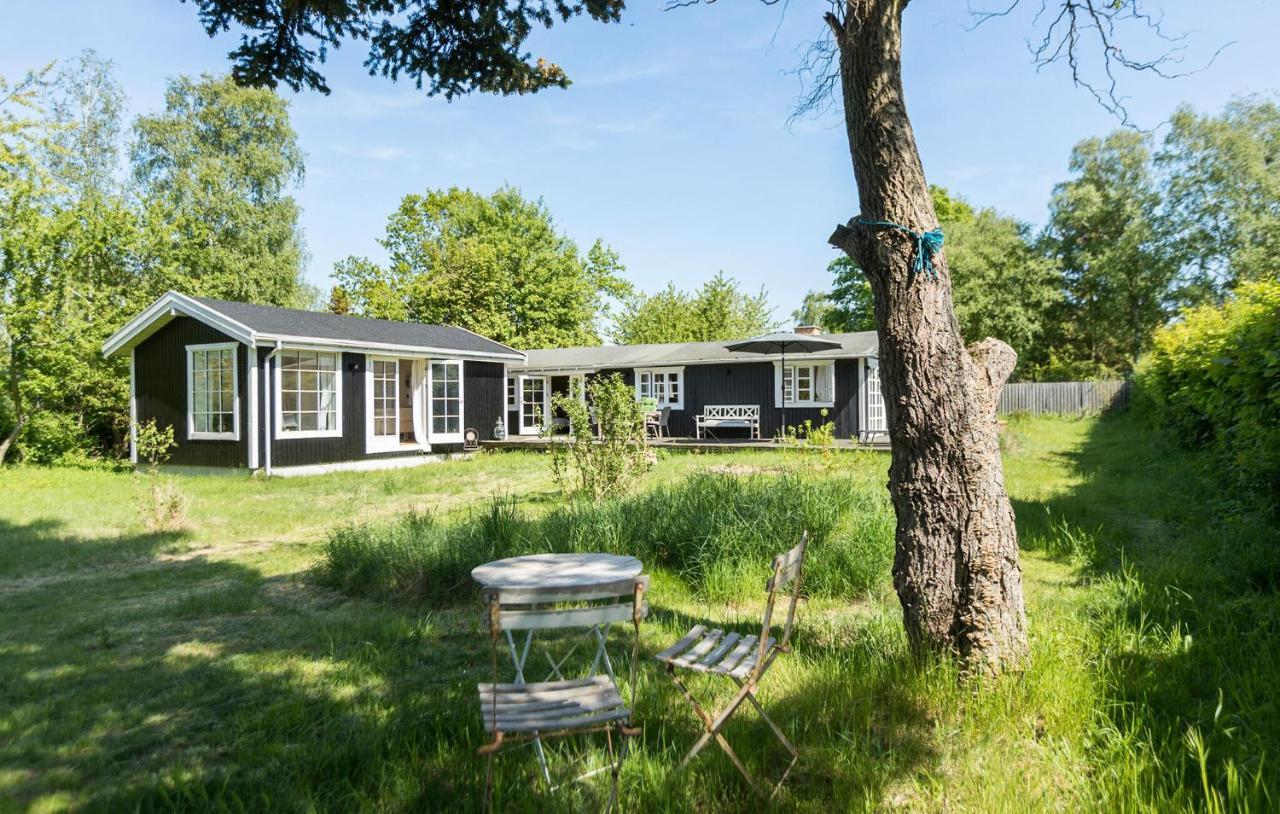 Nice Home In Jægerspris With Kitchen — 4-Star Luxury Hotel in Jaegerspris, Denmark