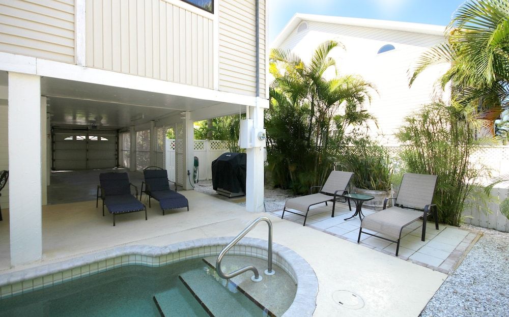 21088 St Pt in Fort Myers Beach, United States