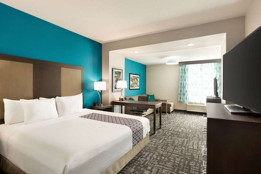 La Quinta by Wyndham Gainesville - photo 15