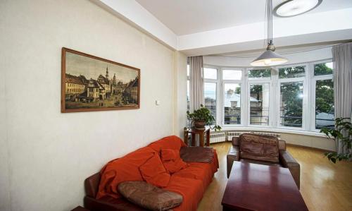 1BR apartment with balcony on Mtatsminda