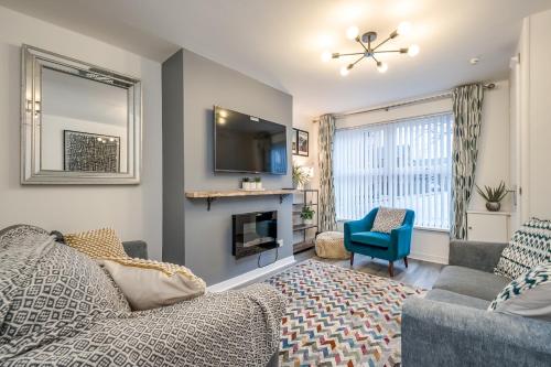 Walk to City Centre Townhouse Garden and Parking by StayByNumbers — 4-Star Luxury Hotel in Belfast, United Kingdom