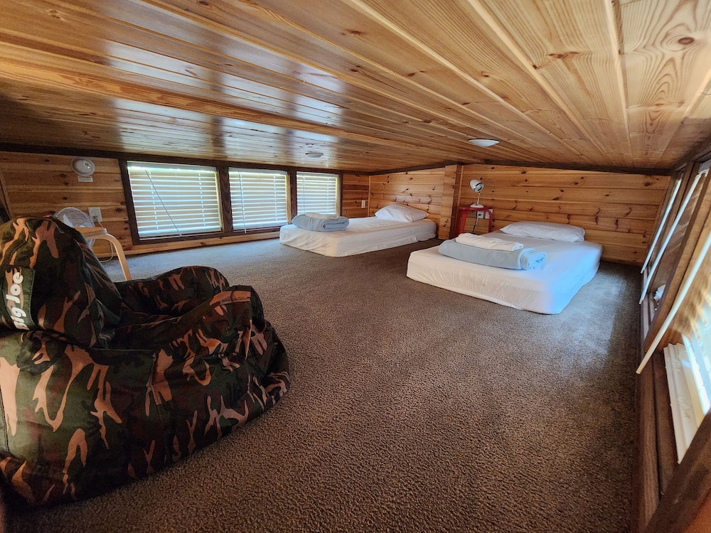 Emberglow Outdoor Resort - photo 47