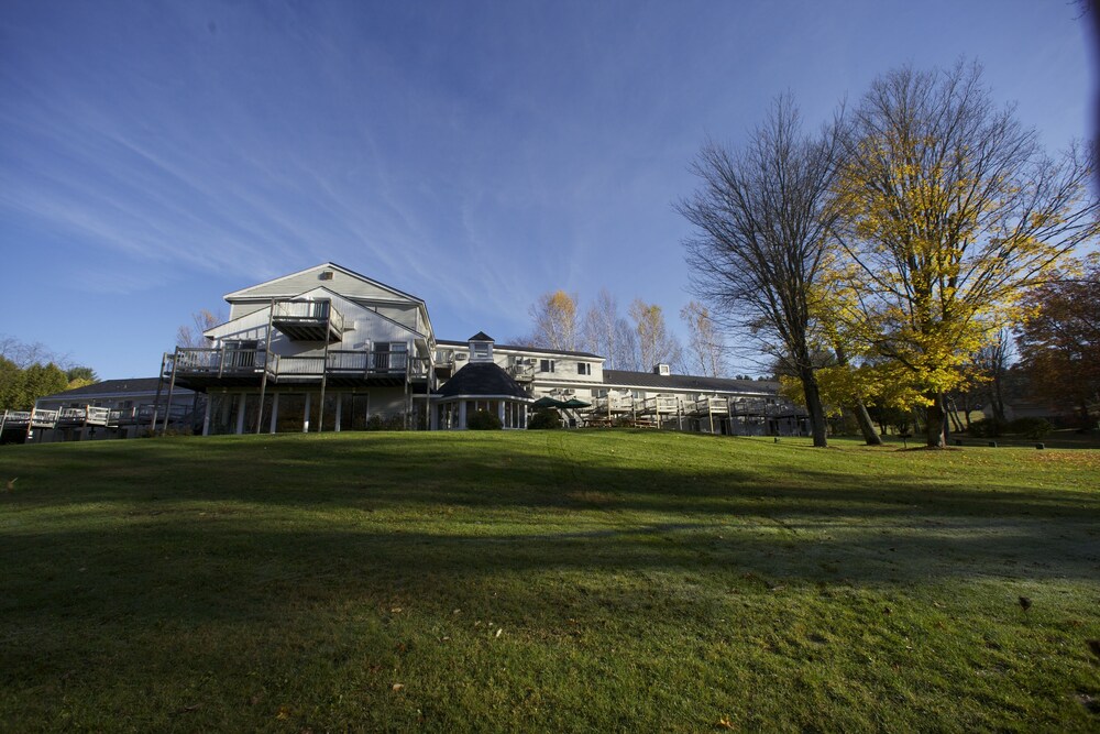 The Mountaineer Inn at Stowe - photo 43