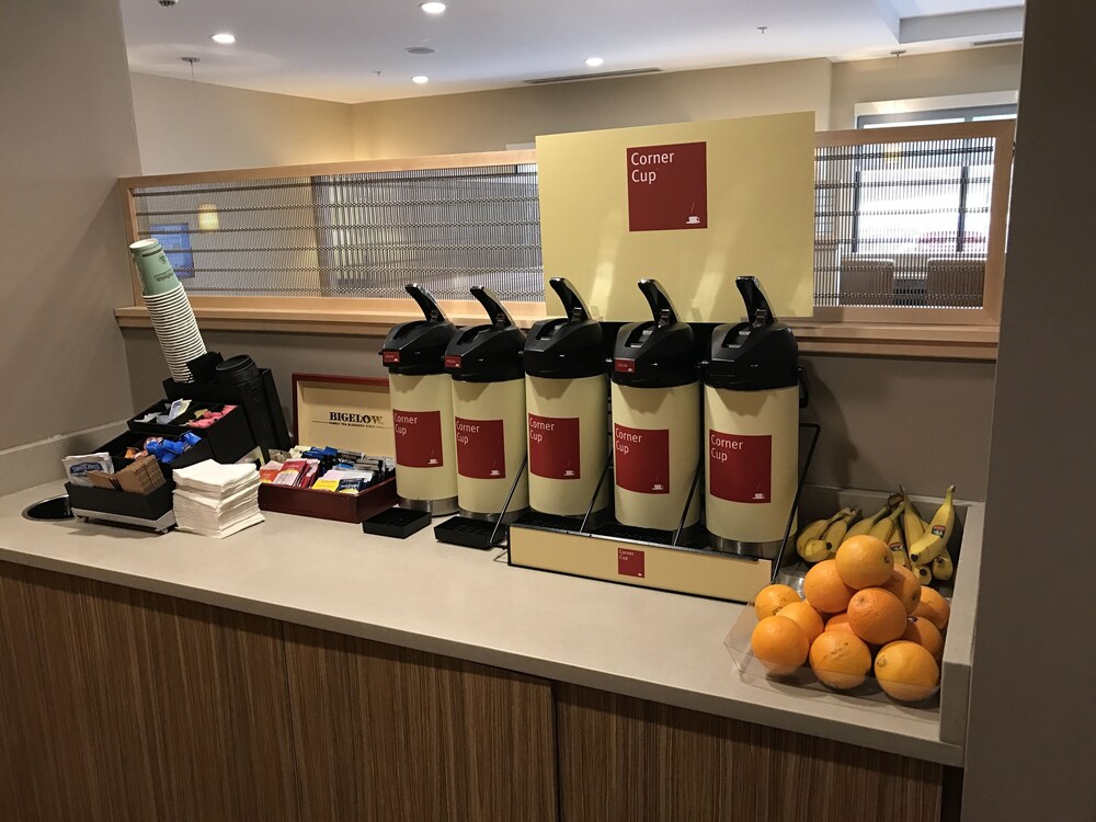 TownePlace Suites by Marriott New Hartford - photo 53