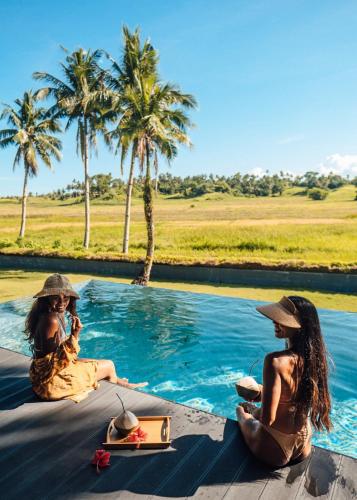 Ricehaven Luxury Villa with Starlink WIFI Villa2 — 4-Star Luxury Hotel in General Luna, Philippines