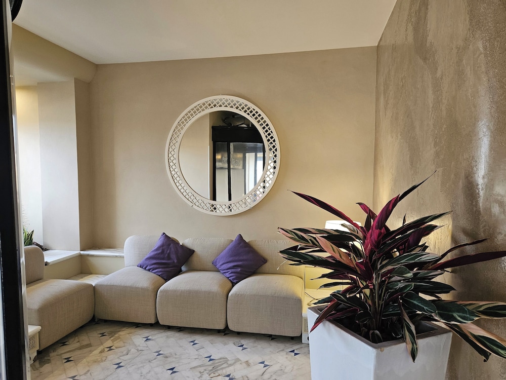 San Francisco — hotel in Viareggio