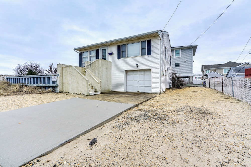 Beachfront Lavallette Home 2 Mi to Casino Pier - photo 16