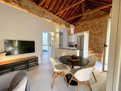 KEYWISE Nordic design Home citycenter — 4-Star Luxury Hotel in Malaga, Spain