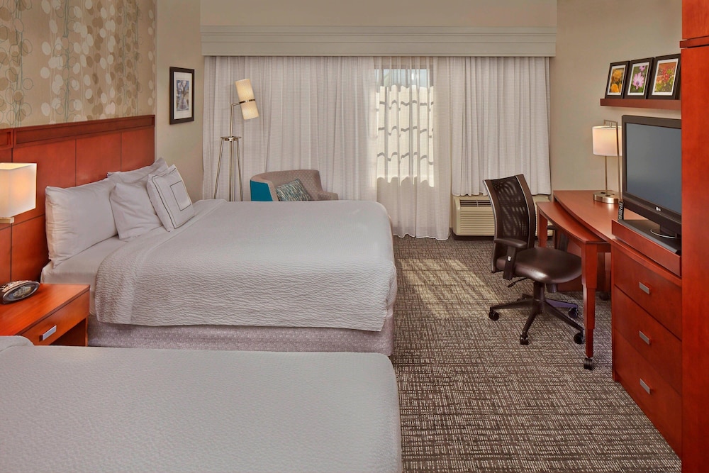 Courtyard By Marriott Stuart - photo 7