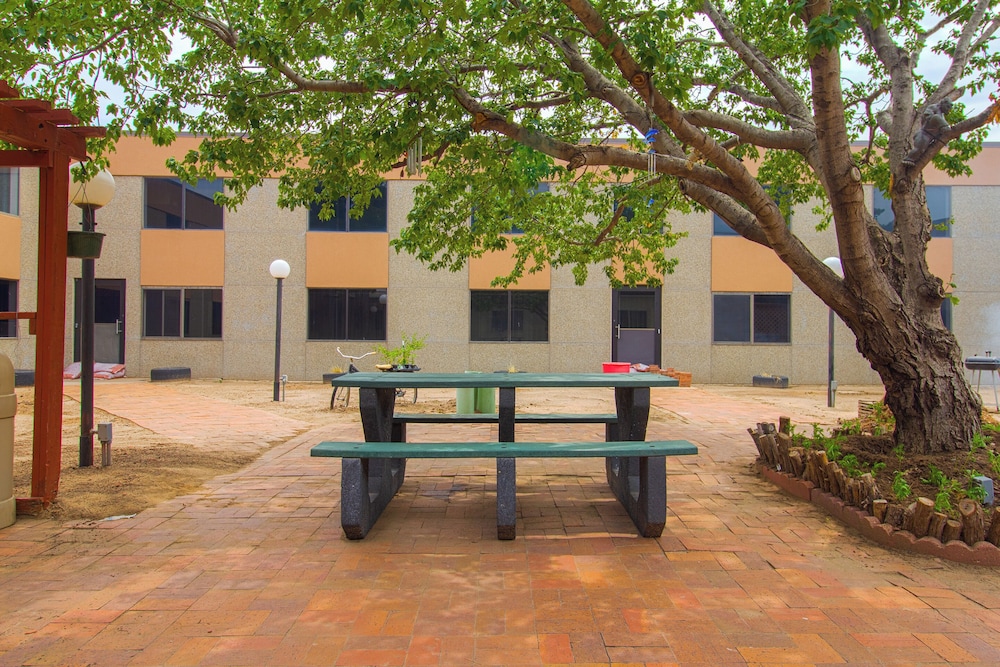 HomeTown Inn by OYO Liberal KS - photo 2