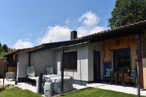 Ferienhaus AlpenBlick — hotel in Schofweg