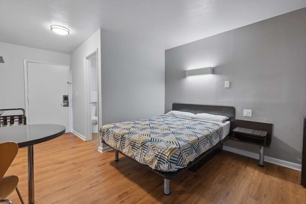 Motel 6 Normal IL Bloomington Area - photo 16