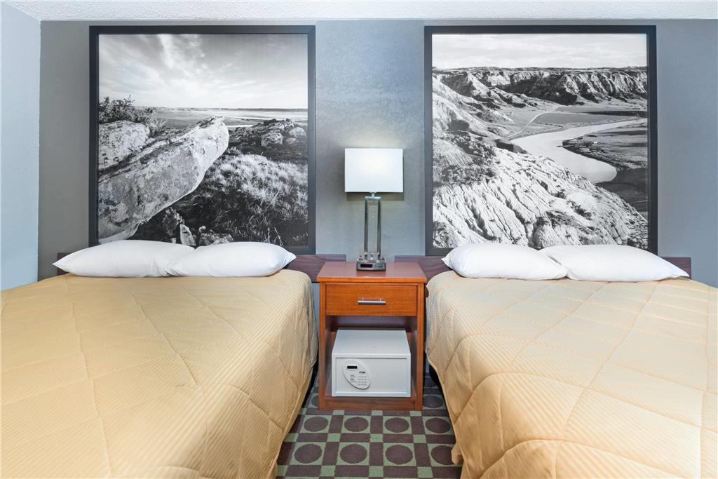 Super 8 by Wyndham Miles City - photo 17