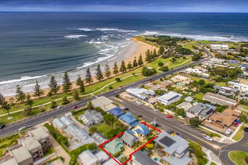 Price on the Beach 2c in Torquay, Australia