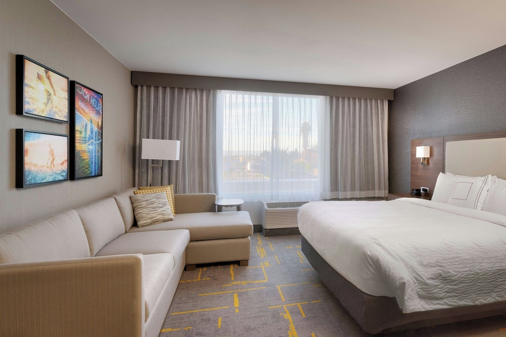 TownePlace Suites by Marriott Los Angeles LAX Hawthorne - photo 8