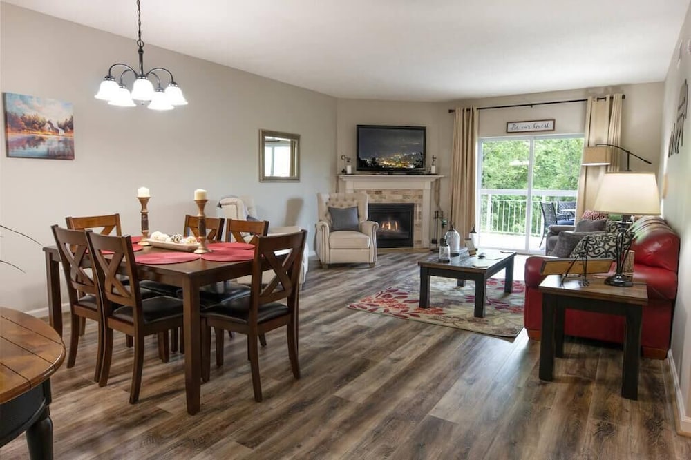 Whispering Pines 334 — 4-Star Luxury Hotel in Pigeon Forge, United States