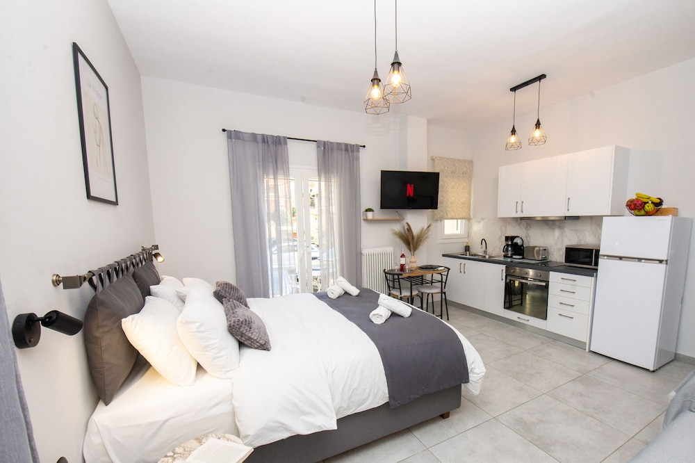 Celestina Corfu Town Apartment — 4-Star Luxury Hotel in Corfu, Greece