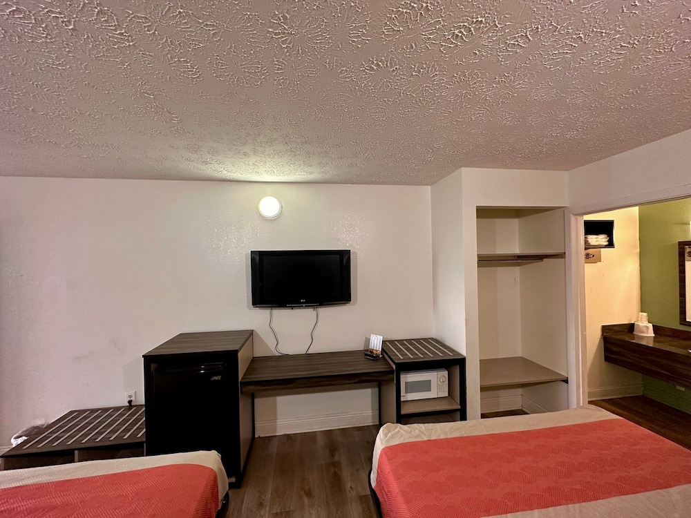 Briarstone Inn Pigeon Forge - photo 24