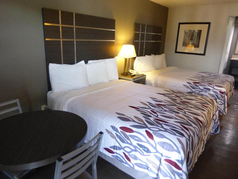 Red Roof Inn Columbia TN - photo 12
